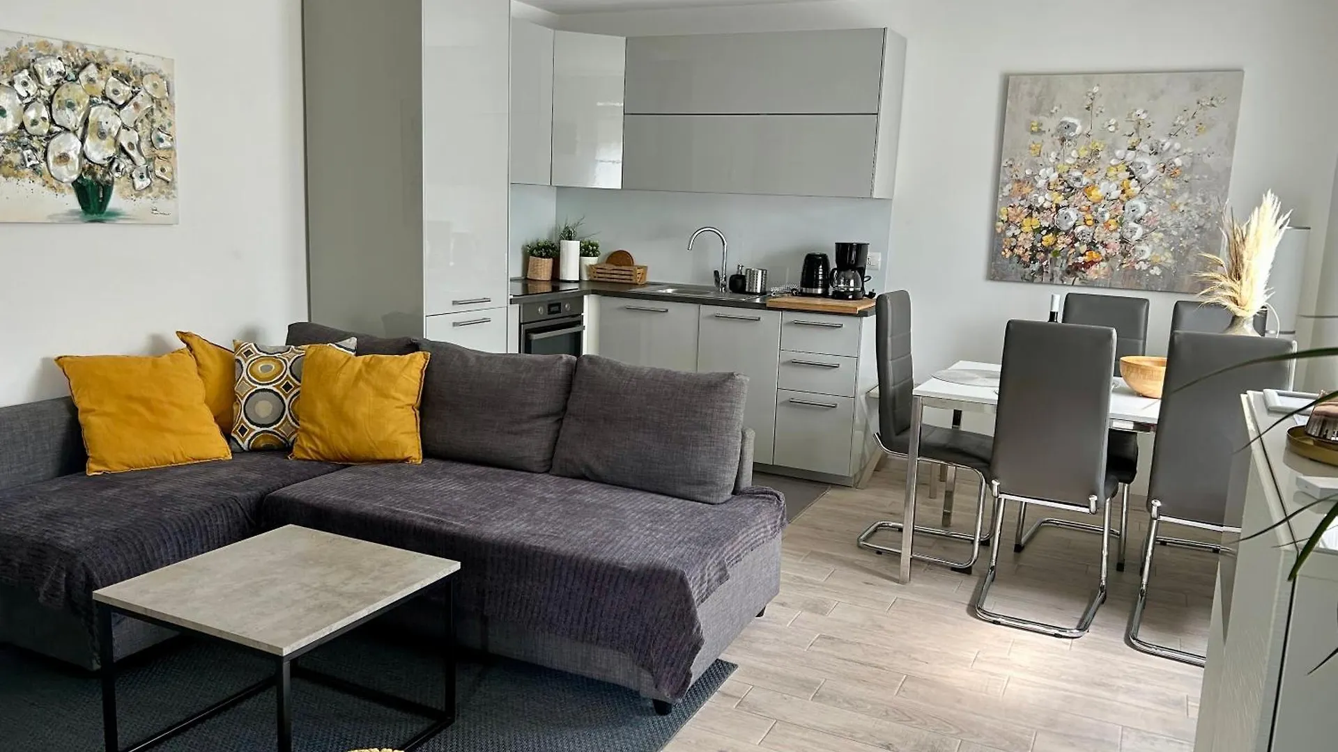 Apartments Sara Novigrad Istria
